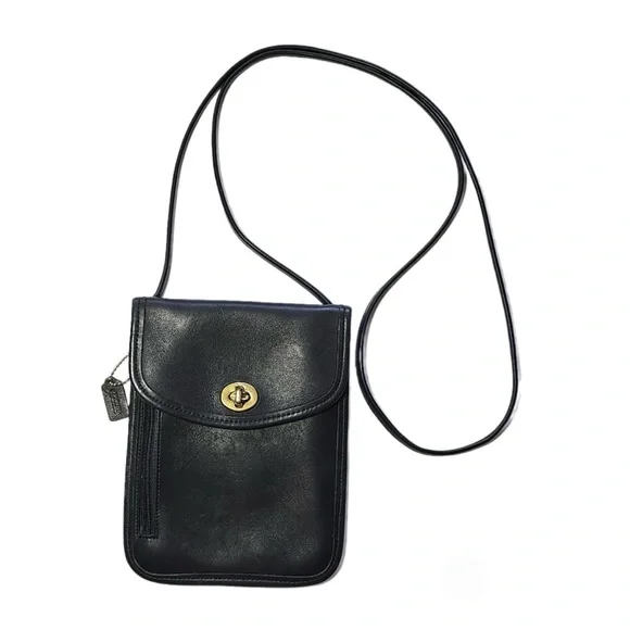 Vintage Coach Tourist Pouch Passport Hipster Crossbody #6908 – Black Leather - Picture 1 of 11